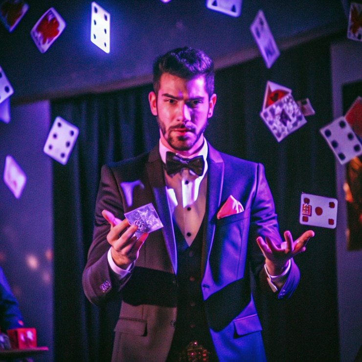 Pengguna membaca FAQ musimtogel dengan fokus pada keamanan dan privasi akun
